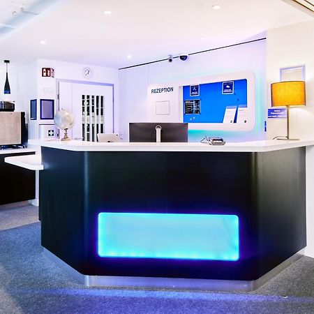 B&B Hotel Wiesbaden-Ost Bagian luar foto