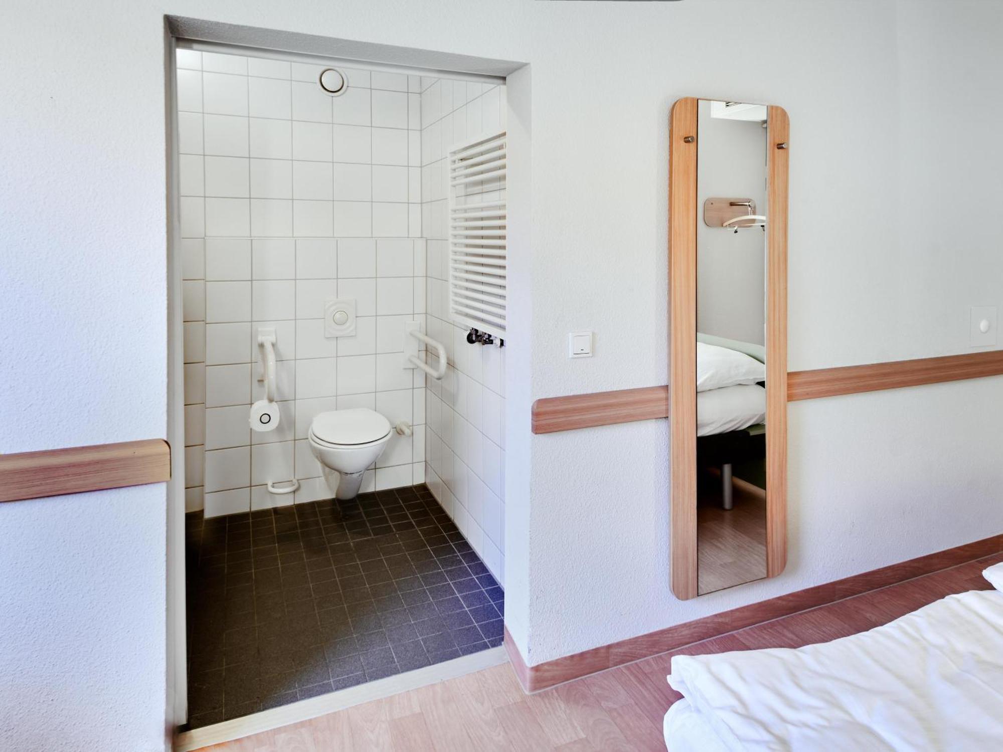 B&B Hotel Wiesbaden-Ost Bagian luar foto